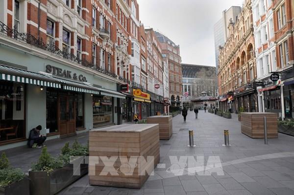 Thủ tướng Anh công bố lệnh phong tỏa toàn quốc