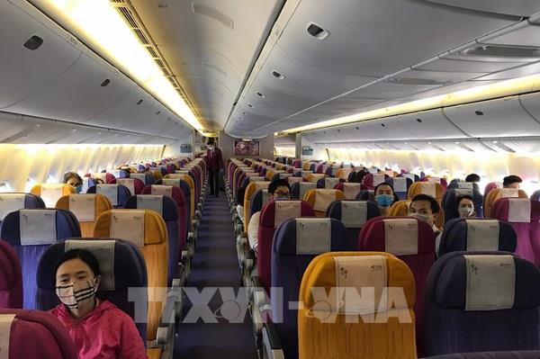 Dịch COVID-19: Đại sứ quán Việt Nam tại Thái Lan hỗ trợ công dân về nước
