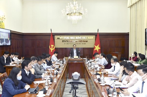 Dịch COVID-19: 12 ngân hàng thương mại họp triển khai hỗ trợ doanh nghiệp