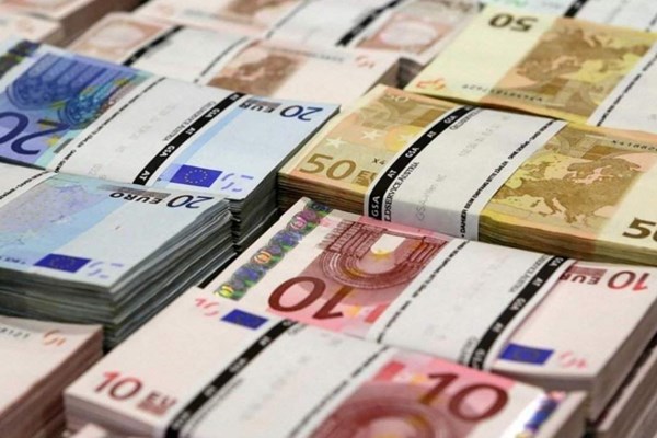 Pháp công bố gói hỗ trợ 4 tỷ euro cho các công ty khởi nghiệp