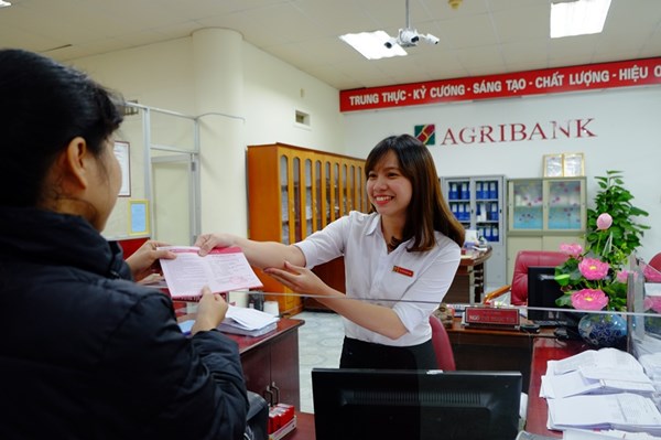 Agribank miễn phí giao dịch chuyển tiền ủng hộ chống dịch COVID-19 và hạn mặn