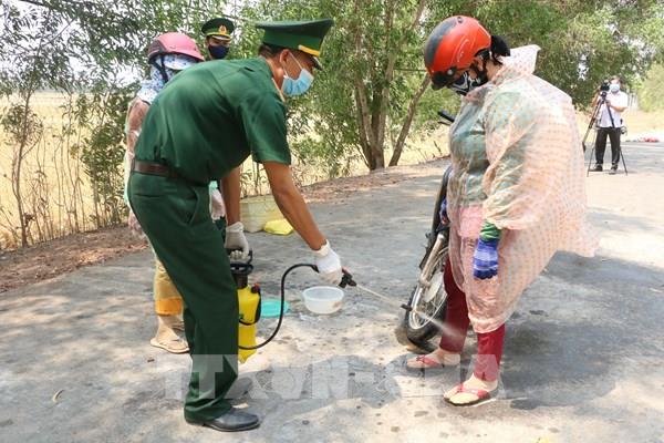 Long An tạm dừng hoạt động xe khách, xe buýt từ 28/3