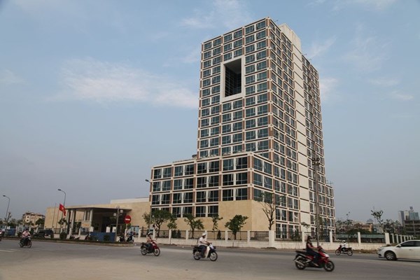 Tổng cục Hải quan lên tiếng về cán bộ bị bắt trong vụ buôn lậu tinh quặng sắt