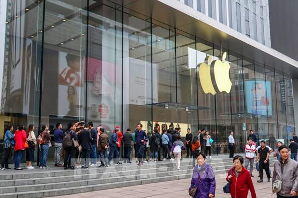 Các nhà cung cấp của Apple lo lắng về khả năng nhu cầu iPhone suy giảm
