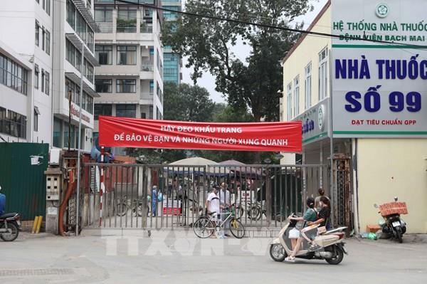 Dịch COVID-19: Hà Nội rà soát tất cả người có liên quan đến Bệnh viện Bạch Mai kể từ 10/3