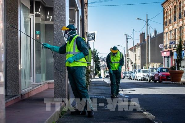 EU công bố danh sách "các lao động thiết yếu" được phép đi lại trong mùa dịch COVID-19