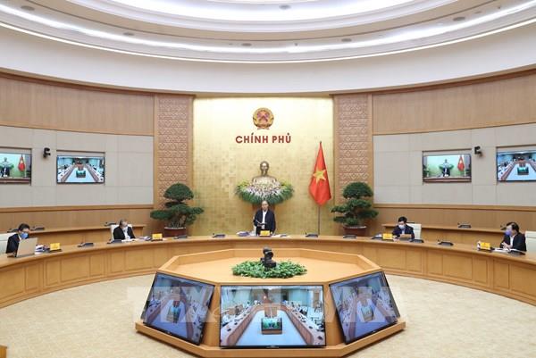Thường trực Chính phủ họp bàn giải pháp ứng phó với COVID-19