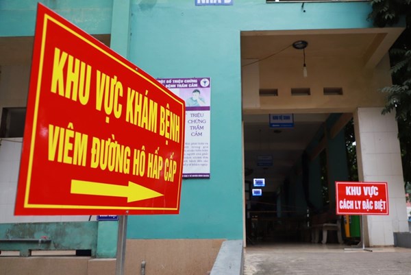 Truy bắt đối tượng sợ bị cách ly, cướp xe ô tô, đánh Công an rồi bỏ trốn