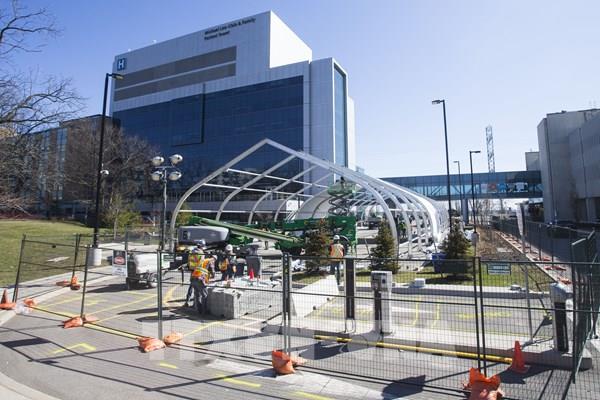 Dịch COVID-19 “tấn công” các cơ sở chăm sóc người cao tuổi ở Canada