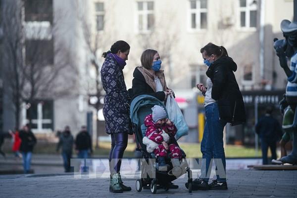 Dịch COVID-19: Nga thêm gần 600 ca nhiễm mới, Anh có thể nới lỏng việc giãn cách xã hội