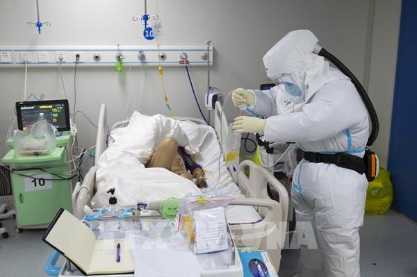 Dịch COVID-19: Trung Quốc cảnh báo dịch tái bùng phát do các ca từ nước ngoài gia tăng