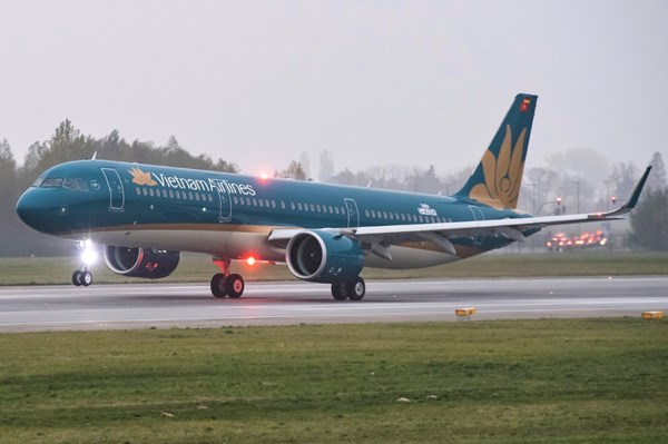 Gần 300 công dân Việt Nam về nước trên tàu bay của Vietnam Airlines