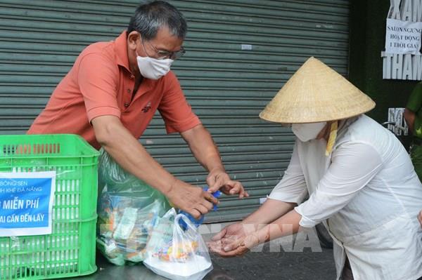 Không để người dân “đói cơm, lạt muối”