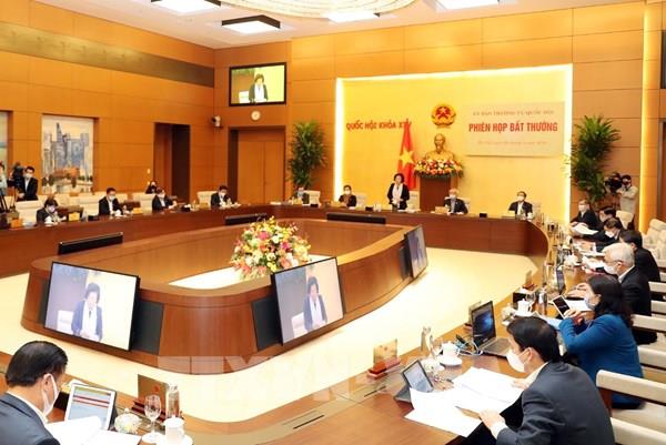 UBTVQH cho ý kiến về các biện pháp hỗ trợ người dân khó khăn do dịch COVID-19