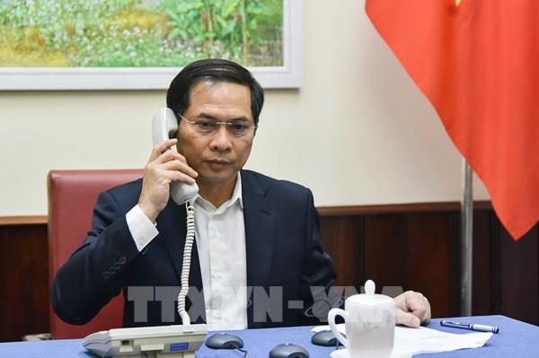 Thủ tướng Chính phủ bổ nhiệm lại nhân sự Bộ Ngoại giao và Tập đoàn Điện lực Việt Nam