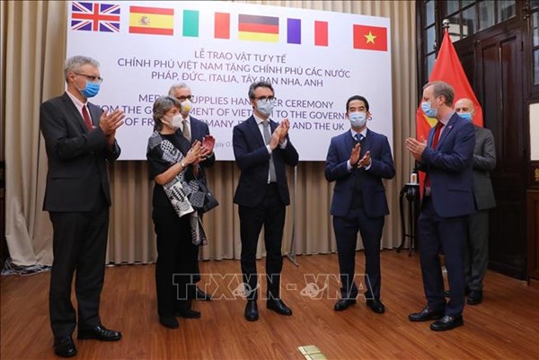 Truyền thông Đức đánh giá cao Việt Nam hỗ trợ các nước châu Âu chống dịch COVID-19