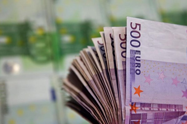 Dịch COVID-19: Đức ngừng giải ngân viện trợ cho doanh nghiệp