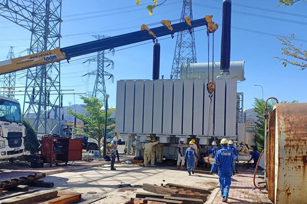Tháng 4 này sẽ đóng điện dự án nâng công suất trạm biến áp 500kV Vĩnh Tân