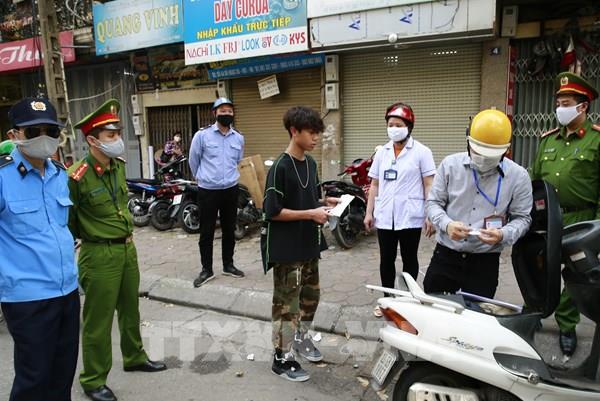 COVID-19: Đừng thấy "lắng" mà chủ quan với dịch