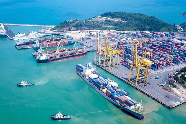 Gỡ khó cho doanh nghiệp vận tải biển