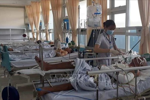 Cảnh báo nhiều trường hợp nguy kịch không đi khám bệnh do sợ dịch COVID-19