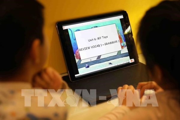 Bộ Giáo dục và Đào tạo khảo sát tình hình dạy học từ xa