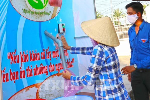 Báo chí nước ngoài ấn tượng với “ATM gạo” của Việt Nam