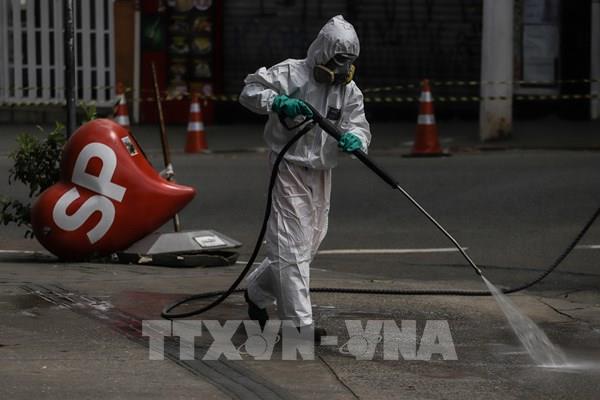 Brazil đối mặt với nguy cơ "vỡ trận" bệnh viện vì COVID-19