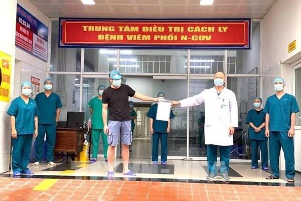 Thêm bệnh nhân COVID-19 ở Ninh Bình và Quảng Ninh được điều trị khỏi bệnh