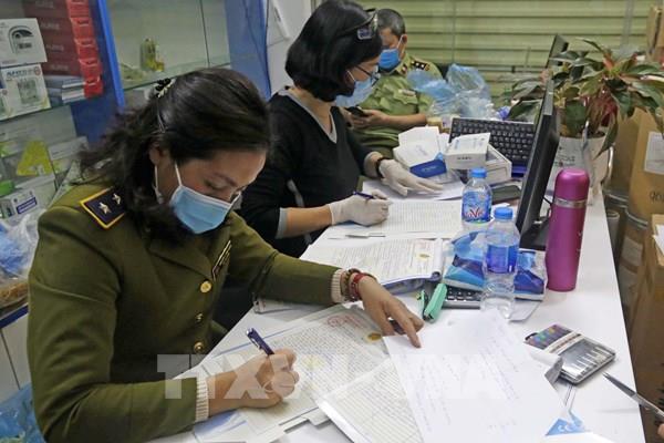 Dịch COVID-19: Tuyên Quang xử phạt 13 trường hợp vi phạm kinh doanh vật tư y tế