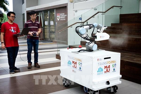 COVID-19 đẩy nhanh quá trình robot thay thế con người