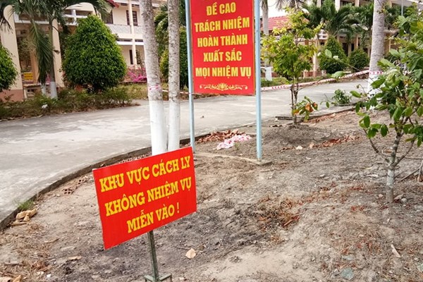 Tạm đình chỉ công tác 2 cán bộ có dấu hiệu sai phạm tại khu cách ly tập trung