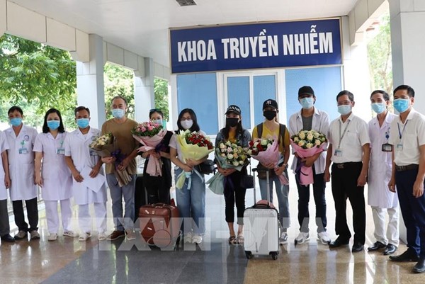 Điều trị thành công các bệnh nhân COVID-19 - niềm tự hào của ngành y tế Ninh Bình