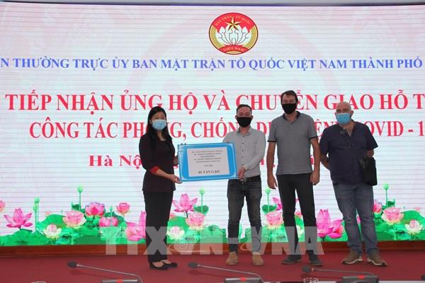 Dịch COVID-19: Hà Nội tiếp nhận ủng hộ hơn 101 tỉ đồng