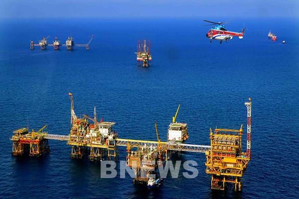 PVN: Giá dầu thô  giảm 1USD/ thùng, doanh thu giảm 2.200 tỷ đồng/năm