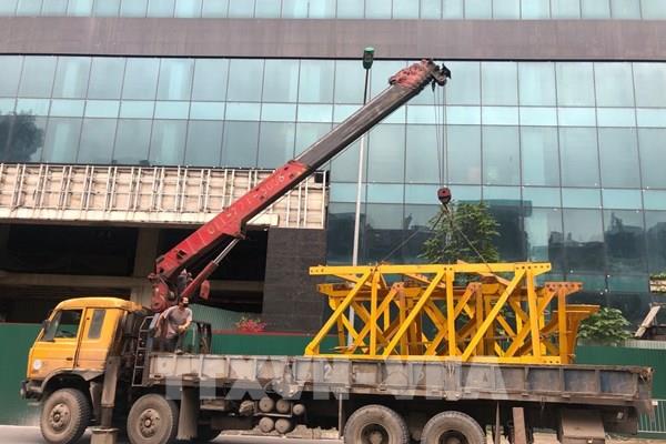 Kiểm kê vật dụng trước khi phá dỡ tầng 18 tòa nhà 8B Lê Trực