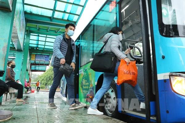 Danh sách tuyến buýt Hà Nội chạy trở lại và lưu ý khi đi xe buýt mùa dịch