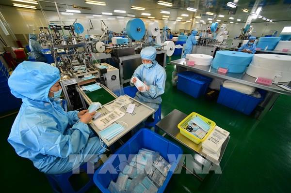 IMF, WTO cảnh báo gián đoạn nguồn cung y tế và lương thực