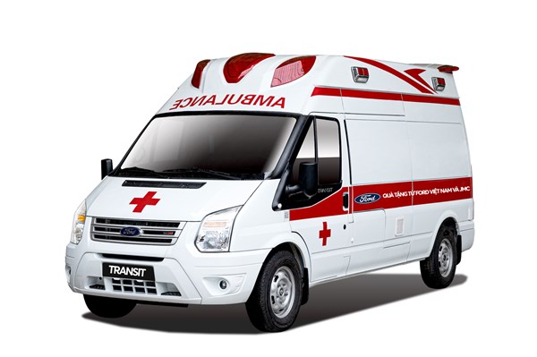 Ford Việt Nam tặng xe Transit cứu thương cho Bệnh viện Nhiệt đới Trung ương