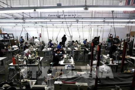 Dịch COVID-19 phơi bày sự khác biệt trong mô hình tăng trưởng của Mỹ và Trung Quốc