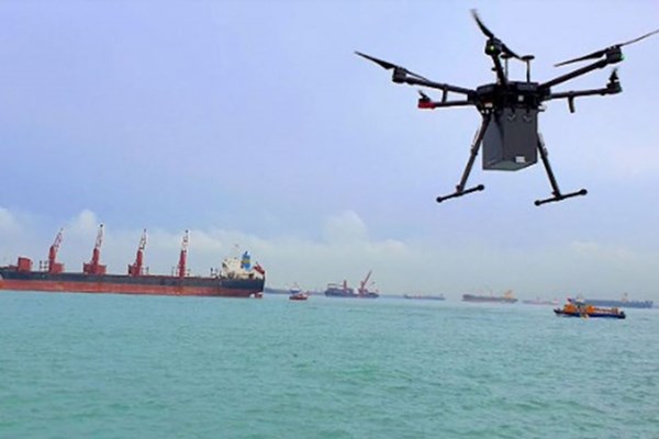 Singapore khai thác dịch vụ chuyển hàng bằng máy bay không người lái