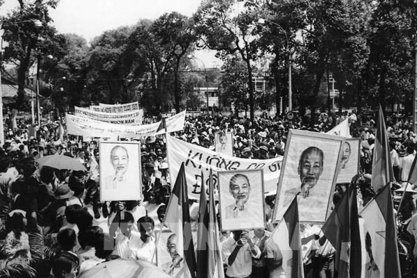 “Như có Bác trong ngày đại thắng” - Bản hòa âm cộng hưởng niềm vui