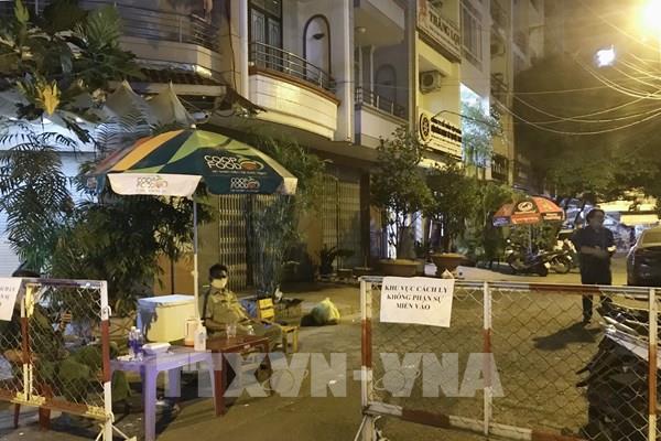 Tp Hồ Chí Minh: Phong tỏa 39 căn hộ chung cư liên quan ca tái mắc COVID-19