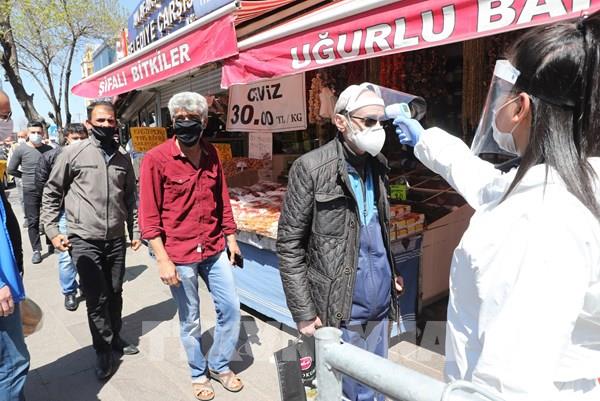 Thổ Nhĩ Kỳ dỡ bỏ lệnh cấm xuất khẩu vật tư y tế