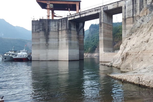 Mực nước hồ thủy điện Hòa Bình chỉ đạt 89% trung bình nhiều năm