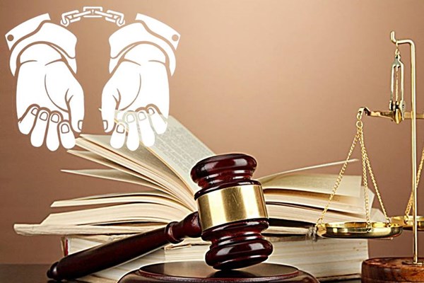 Truy tố “tú ông” trốn truy nã 13 năm