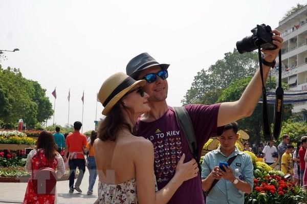 Bàn giải pháp quản trị tài chính doanh nghiệp du lịch