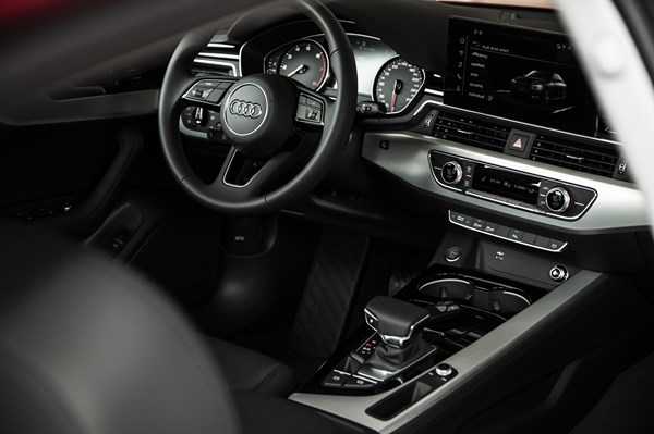 Audi đầu tư 18 tỷ euro vào phát triển xe điện và xe lai