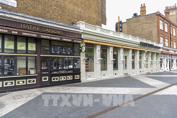 Các nhà bán lẻ Anh: Gói cứu trợ không đủ ngăn chặn “nguy cơ sụp đổ”