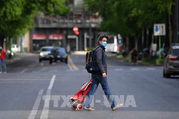 Italy cho phép các vùng tự quyết việc dỡ bỏ phong tỏa